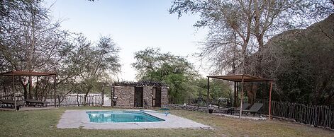 Khowarib Lodge