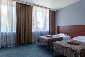 Cronwell Park Nika