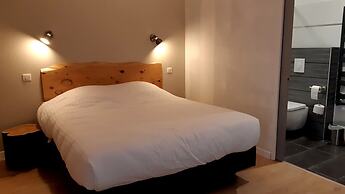Logis Auberge de Pont Calleck