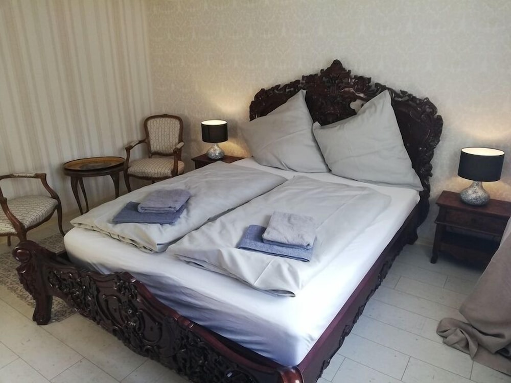 Nijole Apartment