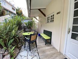 Anoli Lodges Village