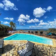 Anoli Lodges Village