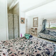 Anoli Lodges Village