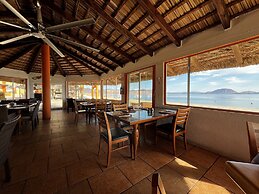 Los Vientos Hotel