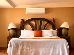 Los Vientos Hotel