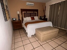 Los Vientos Hotel