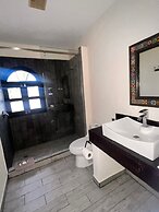 Los Vientos Hotel