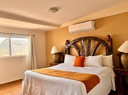 Los Vientos Hotel