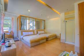 Crystal Hotel