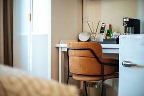 THE GUTMAN TLV - Neve Tzedek