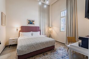 THE GUTMAN TLV - Neve Tzedek