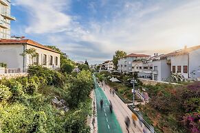 THE GUTMAN TLV - Neve Tzedek