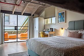 THE GUTMAN TLV - Neve Tzedek
