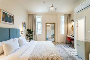 THE GUTMAN TLV - Neve Tzedek