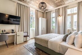 THE GUTMAN TLV - Neve Tzedek