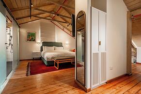 THE GUTMAN TLV - Neve Tzedek