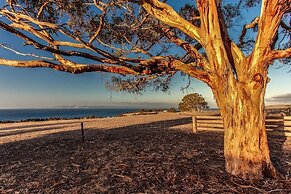 Antechamber Bay Retreats