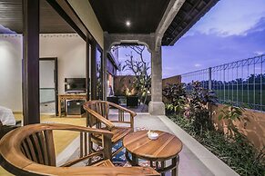 Villa Tanah Carik