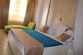 The Cradle Tented Camp