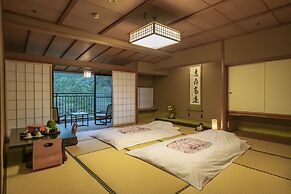 Yamanaka Spa Hanatsubaki