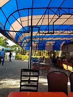 Bombay Inn Resort