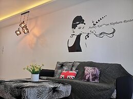 YOYO Homestay