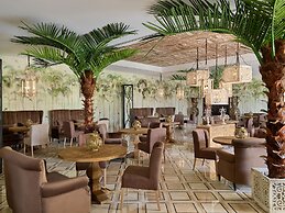 Royal River, Luxury Hotel - Adults Only