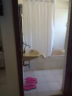 County Inn Hotel