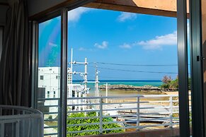 Lanakai House