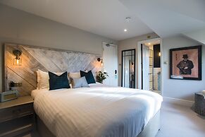 The Lodge Duxford