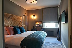 The Lodge Duxford