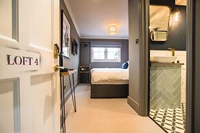 The Lodge Duxford