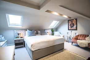 The Lodge Duxford