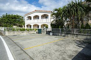 Anelani House