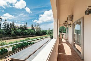 Anelani House