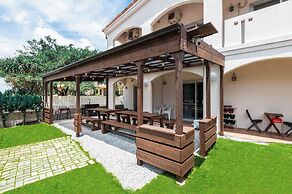 Anelani House