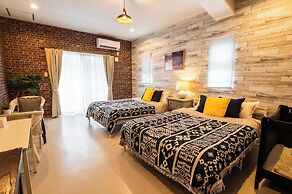 Anelani House