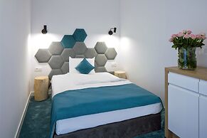 Blu Apartments