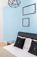 A World Aparts - Torre Argentina Apartments