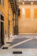 A World Aparts - Torre Argentina Apartments
