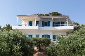 Ferma Hill Apartments