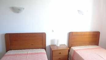Montinho Apartment