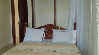 Trust White Hotel