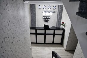 Hotel Four Brothers