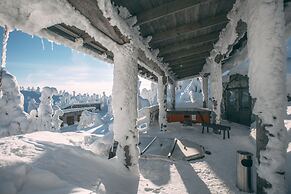 Ruka Peak