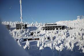 Ruka Peak