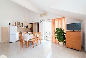Apartments Ana & Bogdan
