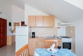 Apartments Ana & Bogdan