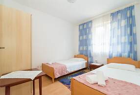 Apartments Ana & Bogdan