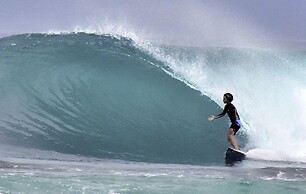 Krui Surfing